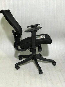 FC463 MB- Majesty Medium Back Premium Mesh Chair