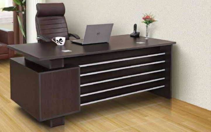 FC1126 Executive Table